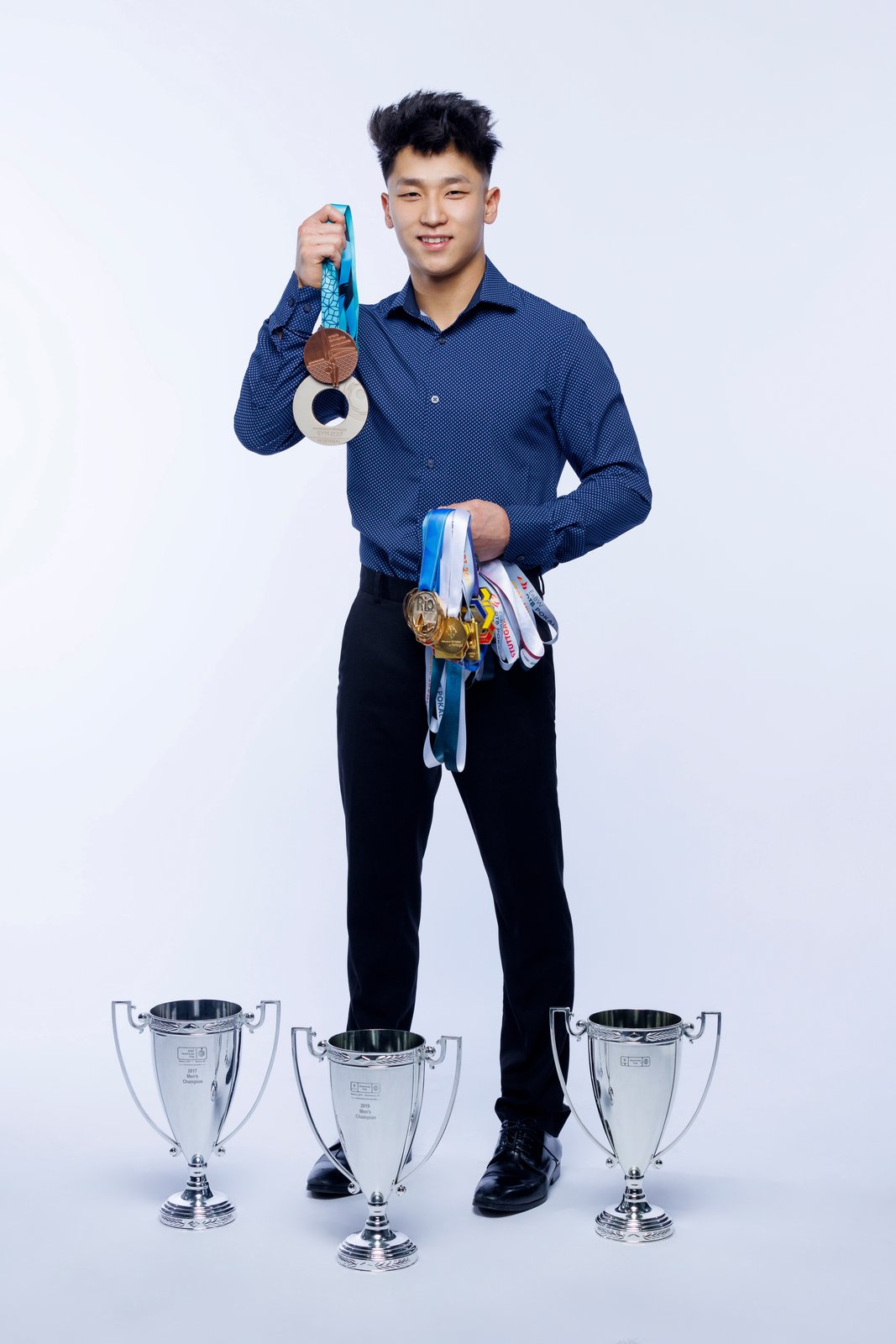 Yul Moldauer with his medal collection